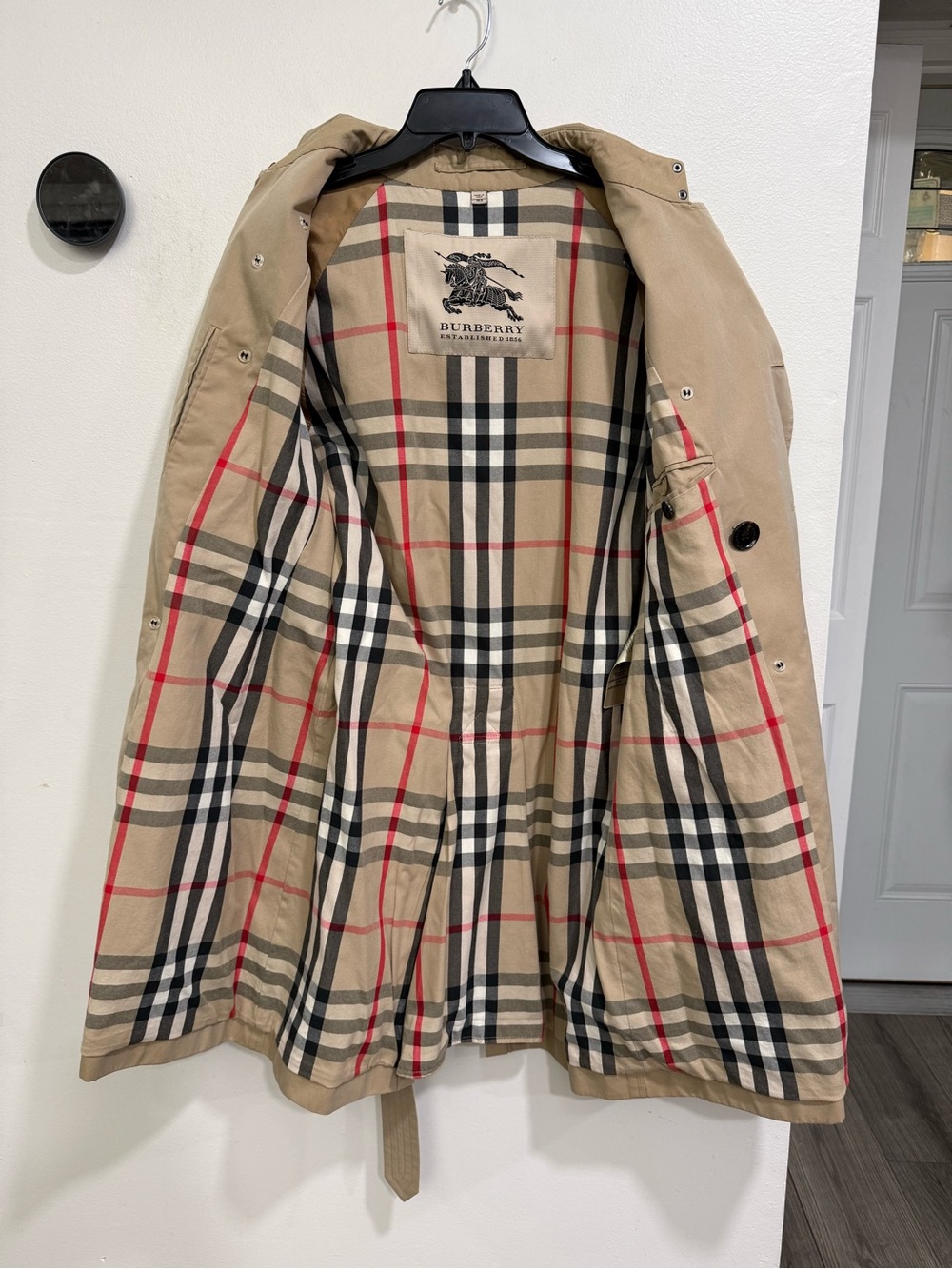 Burberry London Women's Beige Belted Trench Coat Nova Check Lined Classic Jacket - Picture 2 of 16